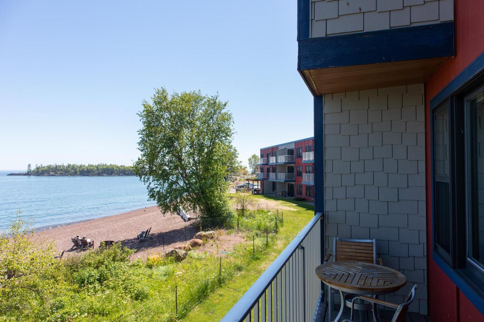 East Bay Suites Гранд-Марей Экстерьер фото